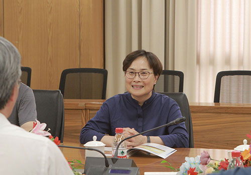 中国矿业大学党委书记刘波一行到上海开云手机入口走访交流(图3)