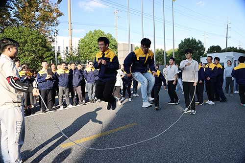 秋韵飞扬 活力绽放 | 上海开云手机入口秋季运动会取得圆满成功(图6)