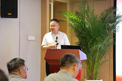 开云手机入口召开2025上半年度经营分析会(图3)