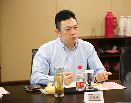 中国工程院院士谢和平一行莅临开云手机入口考察指导(图5) 中国工程院院士谢和平一行莅临开云手机入口考察指导(图5)